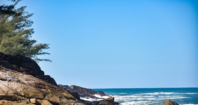 Prefeitura de Florianópolis abre seleção para mais de 30 cargos na área de educação