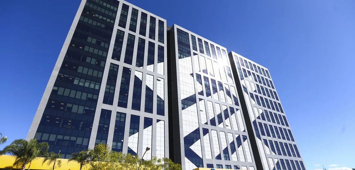 Banco do Brasil nega novo concurso, mas histórico e sindicatos indicam possível lançamento