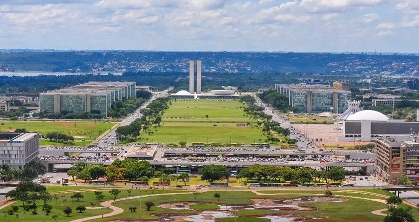 Governo sanciona lei que cria cerca de 24 mil vagas para concursos federais no Executivo