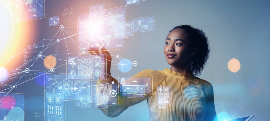 Programa Mulheres In Tech oferece curso gratuito de IA para pessoas LGBTQIA+ em SP